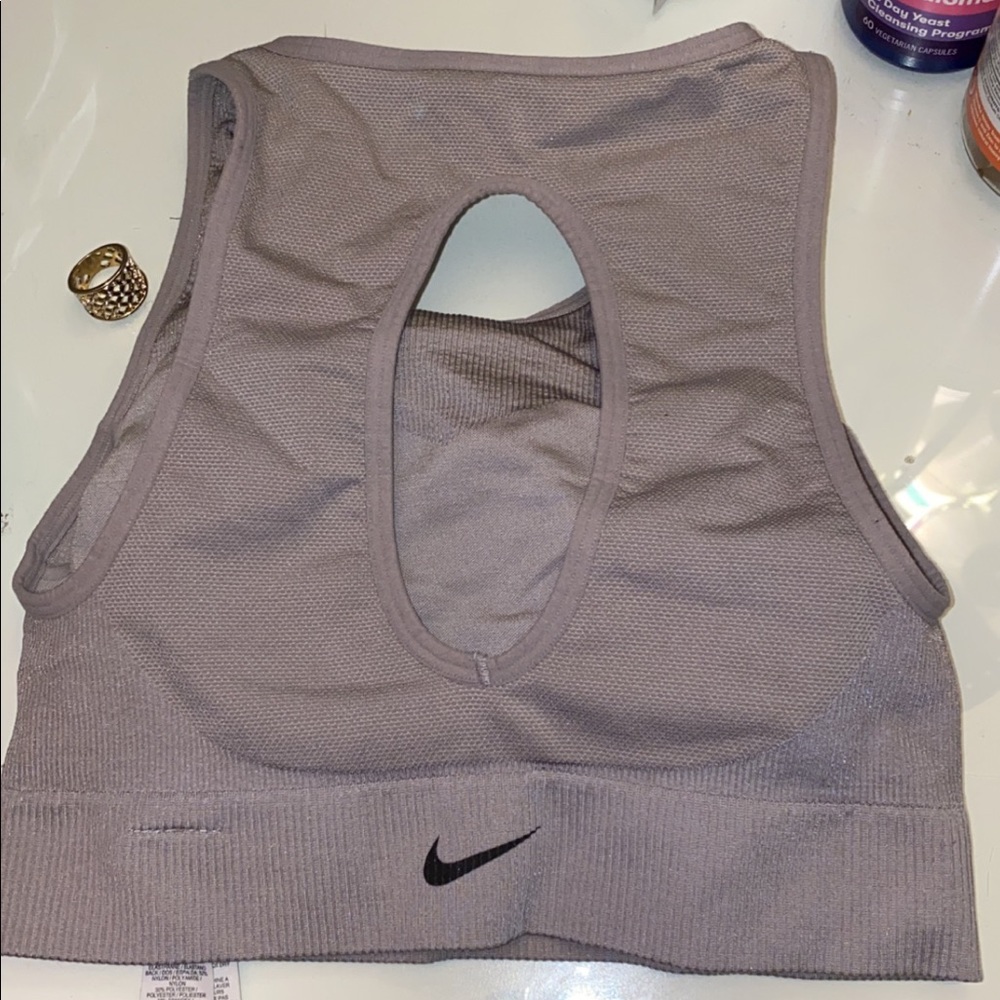 nike sports bra